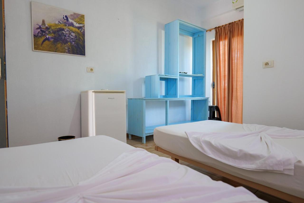 John's Guesthouse Ksamil Eksteriør billede